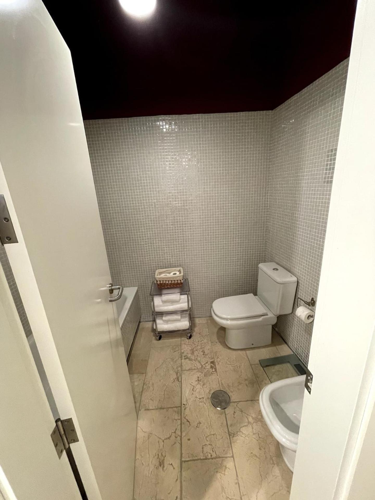 Komodo Sierpes: Bright & Classy Central Apartment Sevilla Bagian luar foto